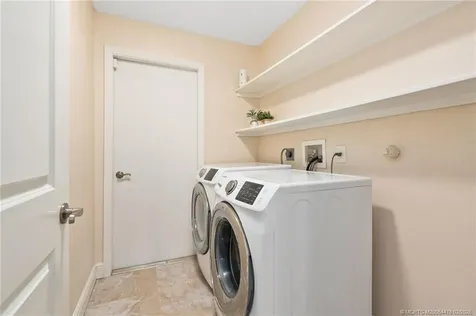 537 SW Laconic Avenue SW Port St Lucie FL 34953