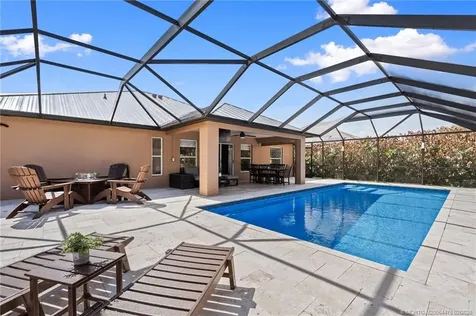 537 SW Laconic Avenue SW Port St Lucie FL 34953