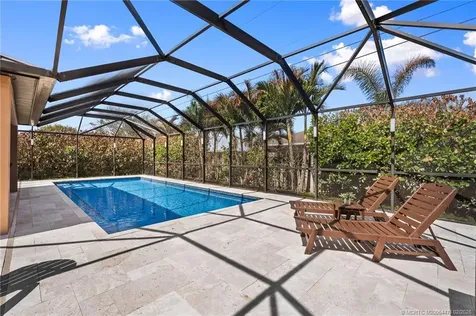 537 SW Laconic Avenue SW Port St Lucie FL 34953