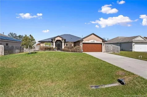 537 SW Laconic Avenue SW Port St Lucie FL 34953