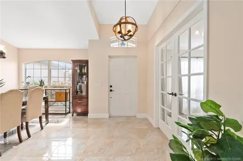 537 SW Laconic Avenue SW Port St Lucie FL 34953