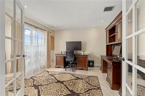 537 SW Laconic Avenue SW Port St Lucie FL 34953