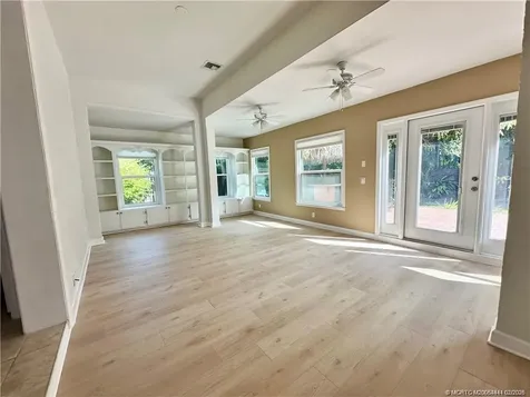 2097 SE Dranson Circle Port St Lucie FL 34952