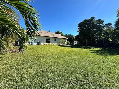2097 SE Dranson Circle Port St Lucie FL 34952