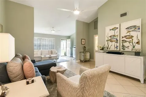 7852 SE Sugar Sand Circle Hobe Sound FL 33455