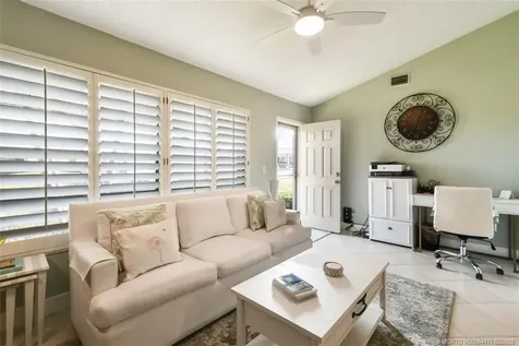 7852 SE Sugar Sand Circle Hobe Sound FL 33455