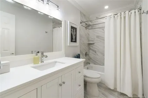 7852 SE Sugar Sand Circle Hobe Sound FL 33455