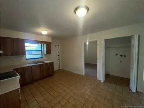 206 N 28th Street Fort Pierce FL 34947