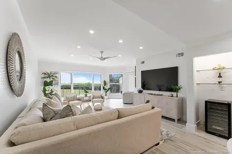 2051 NE Ocean Boulevard Stuart FL 34996