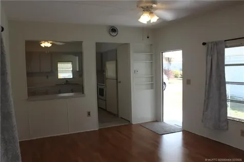 605 NE South Seas Way Jensen Beach FL 34957