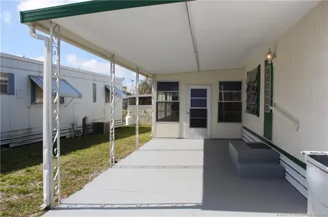 605 NE South Seas Way Jensen Beach FL 34957