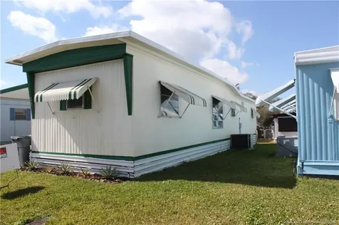 605 NE South Seas Way Jensen Beach FL 34957