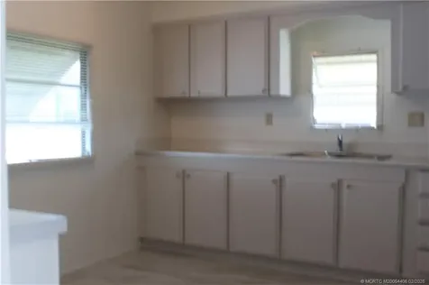 605 NE South Seas Way Jensen Beach FL 34957