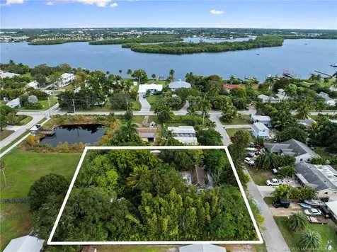 895 SW 29th Terrace Palm City FL 34990