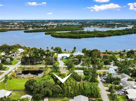 895 SW 29th Terrace Palm City FL 34990