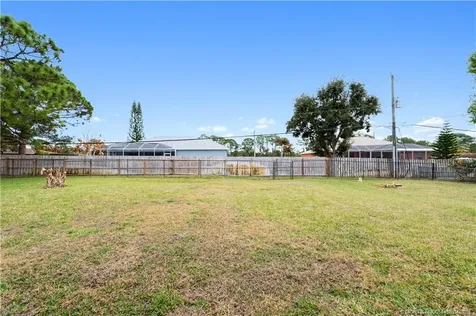 2861 SE Calvin Street Port St Lucie FL 34952