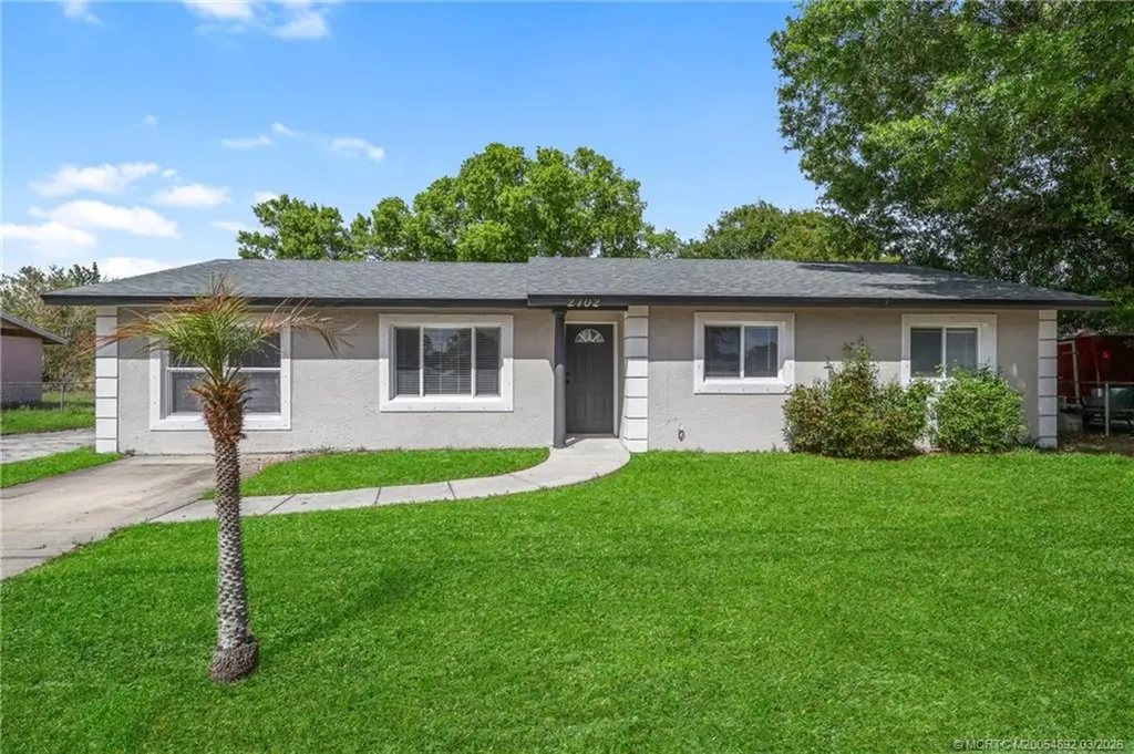 2702 Sheraton Boulevard Fort Pierce FL 34946