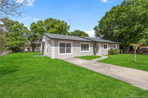 2702 Sheraton Boulevard Fort Pierce FL 34946