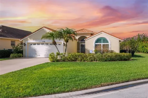 3188 SE Carrick Green Court Port St Lucie FL 34952