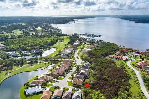 3188 SE Carrick Green Court Port St Lucie FL 34952