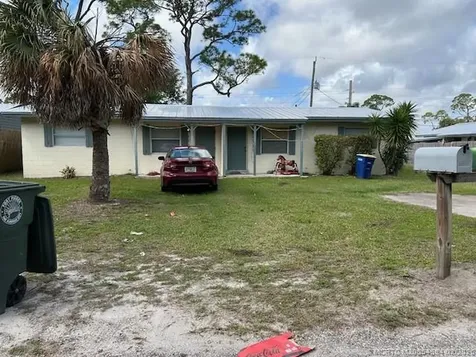 4078 Oleander Avenue Fort Pierce FL 34982