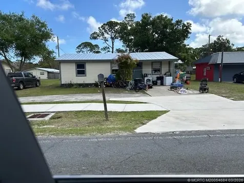 4078 Oleander Avenue Fort Pierce FL 34982