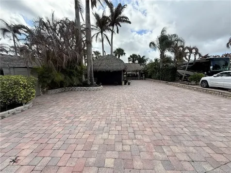 387 NW Boundary Drive Port St Lucie FL 34986