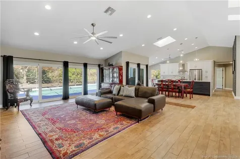 815 NE Stokes Terrace Jensen Beach FL 34957