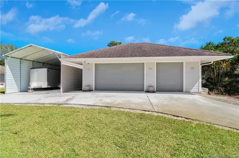 815 NE Stokes Terrace Jensen Beach FL 34957