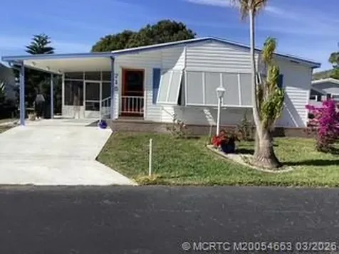 715 Sunny South Avenue Boynton Beach FL 33436