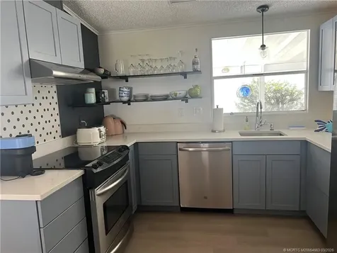 715 Sunny South Avenue Boynton Beach FL 33436