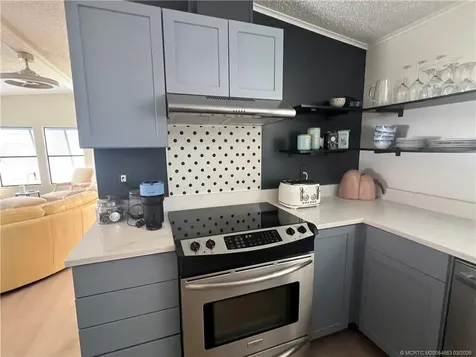 715 Sunny South Avenue Boynton Beach FL 33436