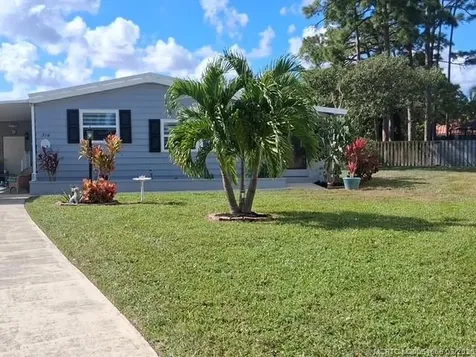 716 Sunny South Avenue Boynton Beach FL 33436