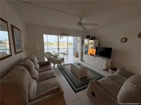4492 NE Ocean Boulevard Jensen Beach FL 34957