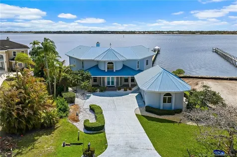 2318 NW Bay Colony Court Stuart FL 34994