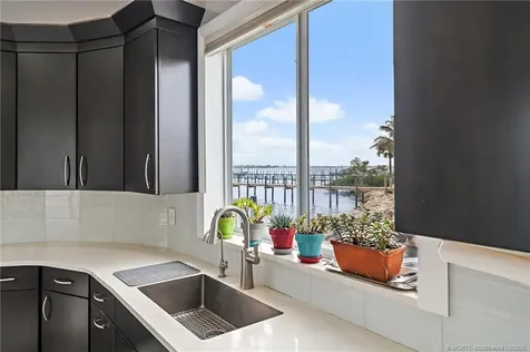 2318 NW Bay Colony Court Stuart FL 34994