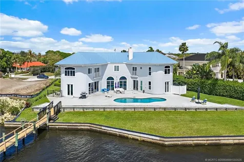 2318 NW Bay Colony Court Stuart FL 34994