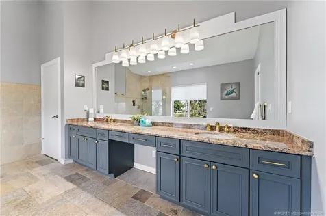 2318 NW Bay Colony Court Stuart FL 34994