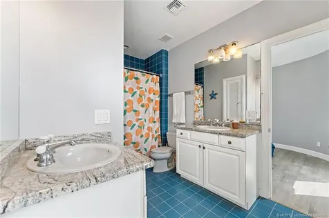 2318 NW Bay Colony Court Stuart FL 34994