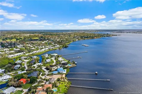 2318 NW Bay Colony Court Stuart FL 34994