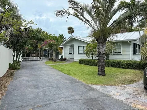 4490 NE Indian River Drive Jensen Beach FL 34957