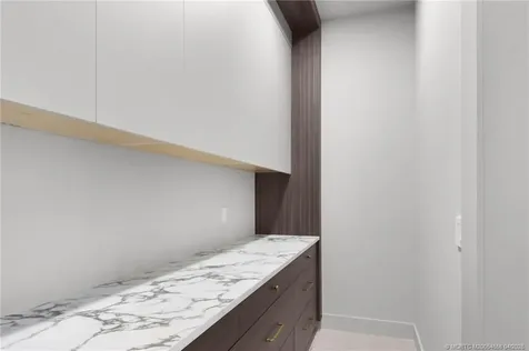 207 SE Via Bisento Port St Lucie FL 34952