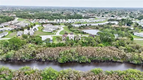 207 SE Via Bisento Port St Lucie FL 34952