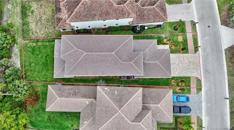 207 SE Via Bisento Port St Lucie FL 34952