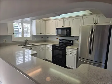 2950 SE Ocean Boulevard Stuart FL 34996