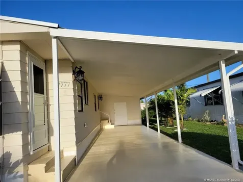 7777 SE Continental Drive Hobe Sound FL 33455