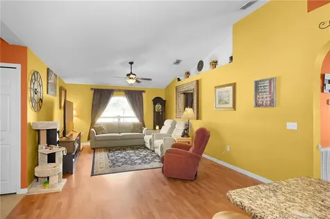 817 SW Kappa Avenue Port St Lucie FL 34953