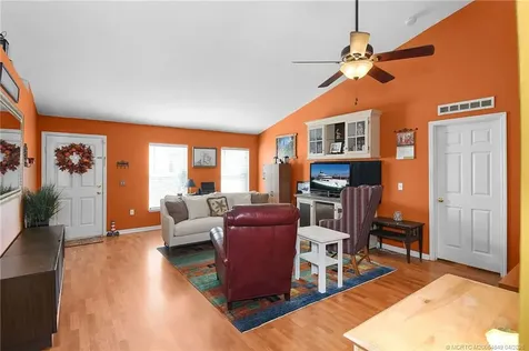 817 SW Kappa Avenue Port St Lucie FL 34953