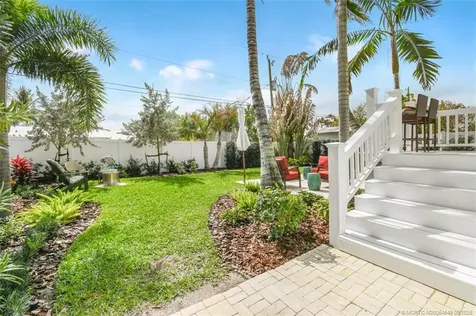 9172 SE Apollo Street Hobe Sound FL 33455