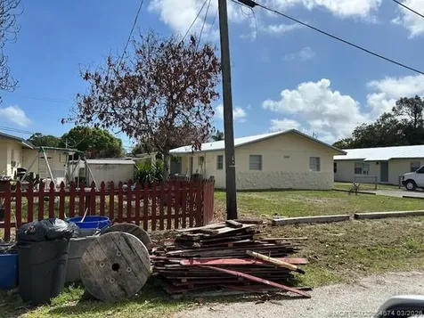3200 Duban Terrace Fort Pierce FL 34982